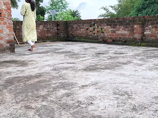 Indian step Daughter Seduces her Stepfather for Sex