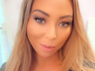 amateur his tall blonde fetish masturbating on live webcam