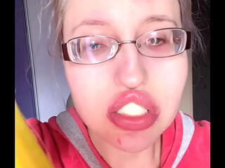ASMR Eating BANANA PINK LIPSTICK - LIP FETISH   FOOD FETISH LIPSTICK EyeGlasses