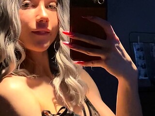 Kendall Jenner webcam solo look alike masturbation