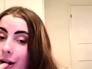 Amateur sexy teen brunette posing