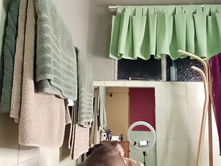 Getting to Know My Roommate