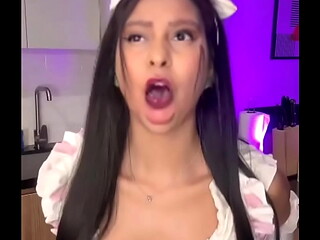 Ginger Paris Wants to deep throat your Dick