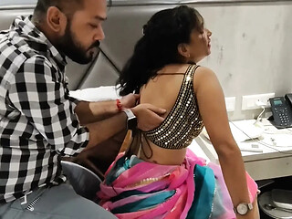 Dost ki bahan ko hotel me bula kar choda