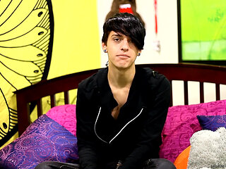 Emo Cutie Jae Landen's a Real Sweetheart!