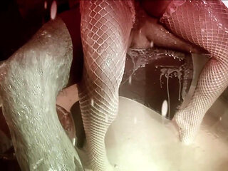 Wild hot sex for a busty bitch in heat in search of big hard cock