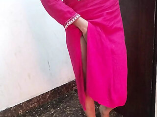 Bhabhi ko patak kar jabar dasti pel diya