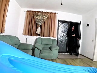 Leather-clad babe takes deepthroat and gets inflated