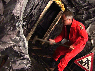 Hunk who is looking for gold in a mine ends up banging a hot blonde