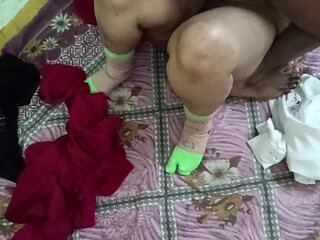 Desi Wife Deepthroat Closeup Blowjob - Hairy Cock Sucking