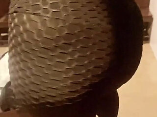 If U Want a Video of Me Squatting at Home and Exercising Let Me Know Ill Do a Home Workout Video Tomorrow