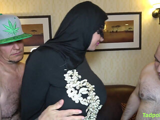 Sarah Arabic Gangbang
