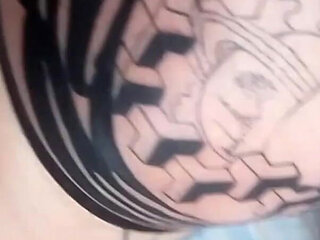 Dm Need Money Productora