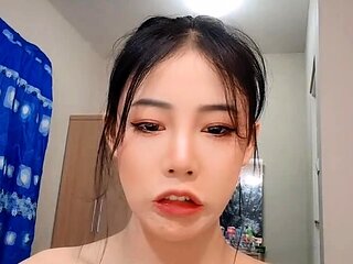 Amateur Asian Webcam Strip Masturbation