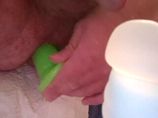 anal slut getting real hot