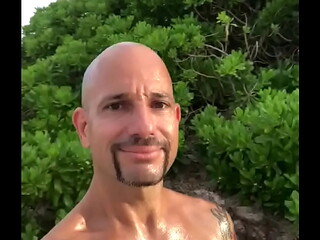 BEACH BODY