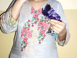 Choti Bhabi Ko Cheez Dekar Sara Koch Dekh Liya - Full Dirty Things