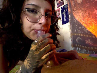 Do you like my big ass? Come play with me