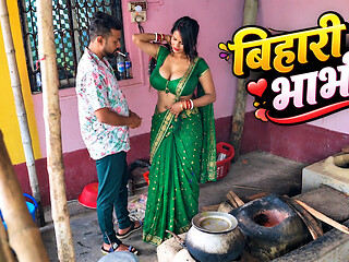 Bihari Bhabhi ko aangan me patak ke pela