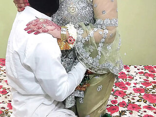 Indian Desi Girl Fucked Hard Before Her Wedding Beautiful Hot Girl ko Mehndi Wali Raat He Chod Diya