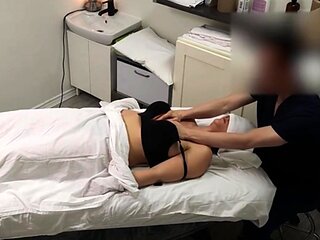 Secret Therapy - Frenchie (uncensored)