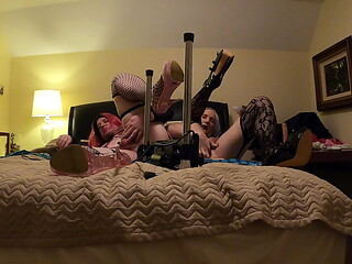 Trans Kelsey Masters Fucked by Fuck Machine While Bailey Wilde Jerks Off