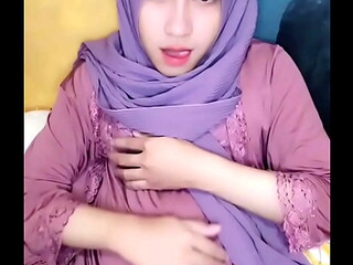 crossdress hijab solo