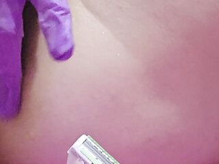 Anal-crazed Ana Liz Does Extreme Insertions and Stretches Her Hungry Asshole in Rubber Gloves