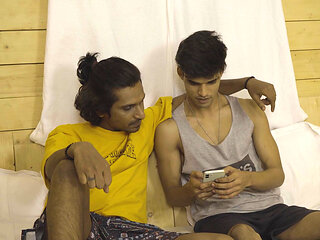 TWO FREINDS FUCKED THEIR SEXY HOT BEST FREIND IN THEIR HOSTEL ROOM, HARDCORE THREESOME