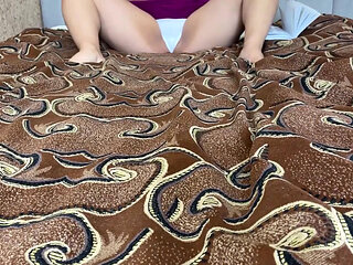 Cum with Me. Close up Pussy Masturbation and Throbbing Orgasm