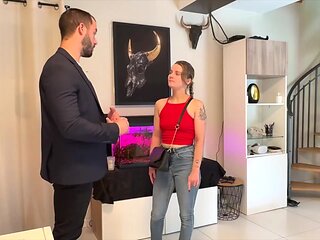 Leah has uncontrollable urges... - Jacquie et Michel TV