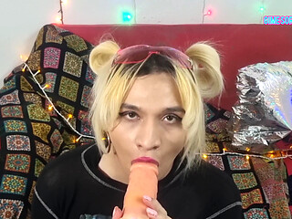 Teen Wanted a Dildo but Ends up with a Facial