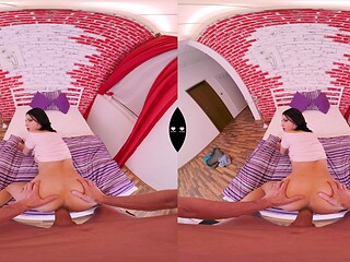 VR Hostel episode 1 - My First Trip