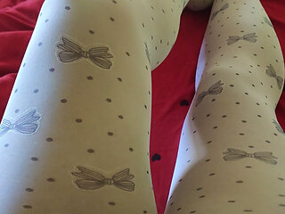 Nice masturbation in teen pantyhose