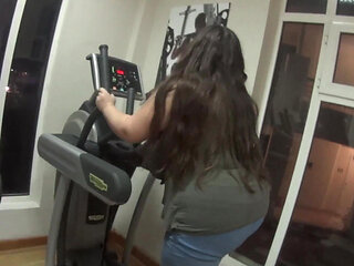 My Huge Tits Fell Out of My Shirt While Working Out