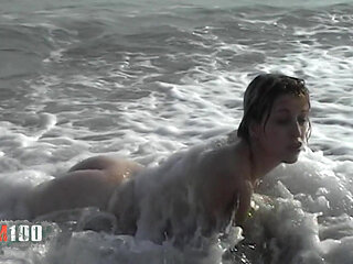 Tigra French MILF Tigra Naked in the Waves
