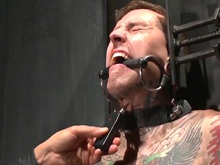 Pro Dom Ruckus Takes The 30 Pound Flogger