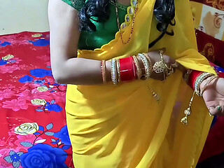 Cute Desi Indian Beautiful Wife Gets Fucked with Huge Dick in Hause
