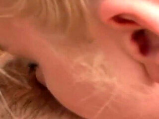 Hot blonde and mature lady fuck each other