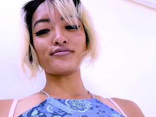 Amateur blondie solo anal masturbation