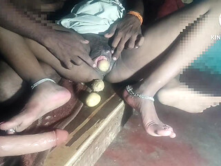 Bhabhi Ne Apni Chut Me 3 Alo Ek Saat Dale Ander Tak