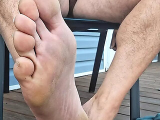 Great day for a wank on the porch