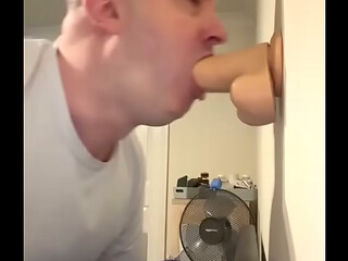 Slave suck