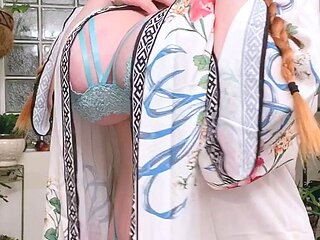 Big boobs milf masturbates with her dildo
