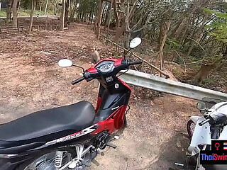 Amateur Thai teen girlfriend gives a deepthroat blowjob to her big cock