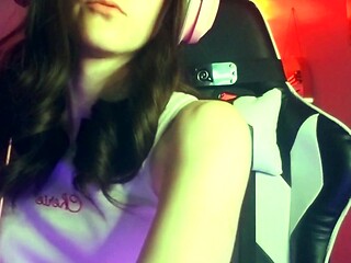 Romanian amateur webcam teen masturbate