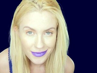 Goddess Natalie aka goddessnatalie OnlyFans - A little