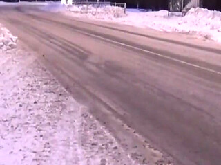 Golden Rain 88- Piss in Road