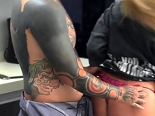 The Plumber Uncovers This Horny Cheater's Pussy Better Than the Pipes