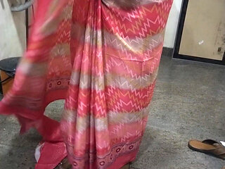 Saree Hot